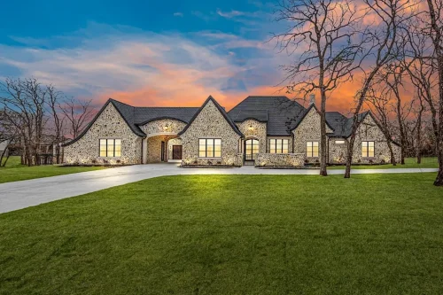 1-Chateau-1032-Hat-Creek-Rd-1-Custom-home-builder-in-Argyle-TX