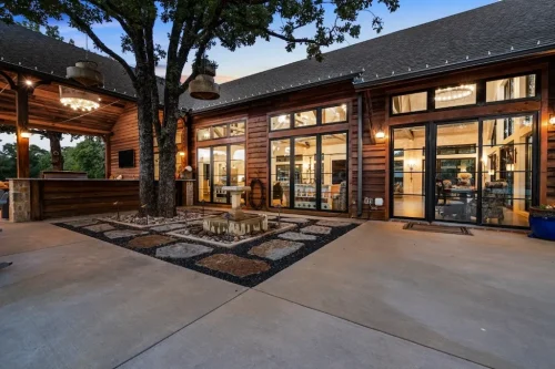 11-Blue-Moon-Barndo-10501-Fincher-Rd-10-Custom-home-builder-in-Argyle-TX