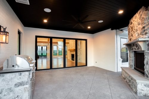 15-Farmhouse-Estate-90-Custom-home-builder-in-Argyle-TX