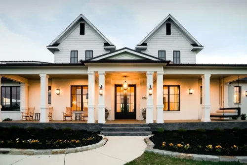 2-Modern-Farmhouse-1018-Gene-Perry-Ct-1-Custom-home-builder-in-Argyle-TX