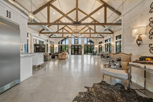 5-Blue-Moon-Barndo-10501-Fincher-Rd-21-Custom-home-builder-in-Argyle-TX