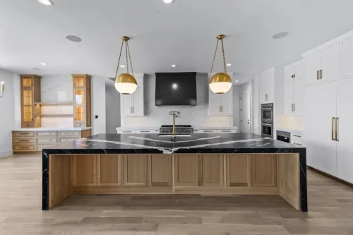 7-Flower-Mound-Estates-4501-Kimball-Xing-11