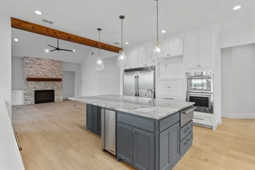 7-Lakeview-Lodge-Custom-home-builder-in-Argyle-TX-13