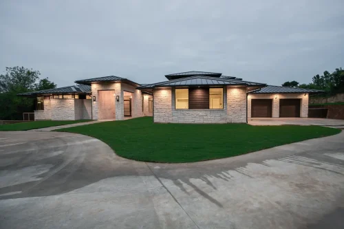 Rolling-Hills-Comtemporary-Custom-home-builder-in-Argyle-TX-1